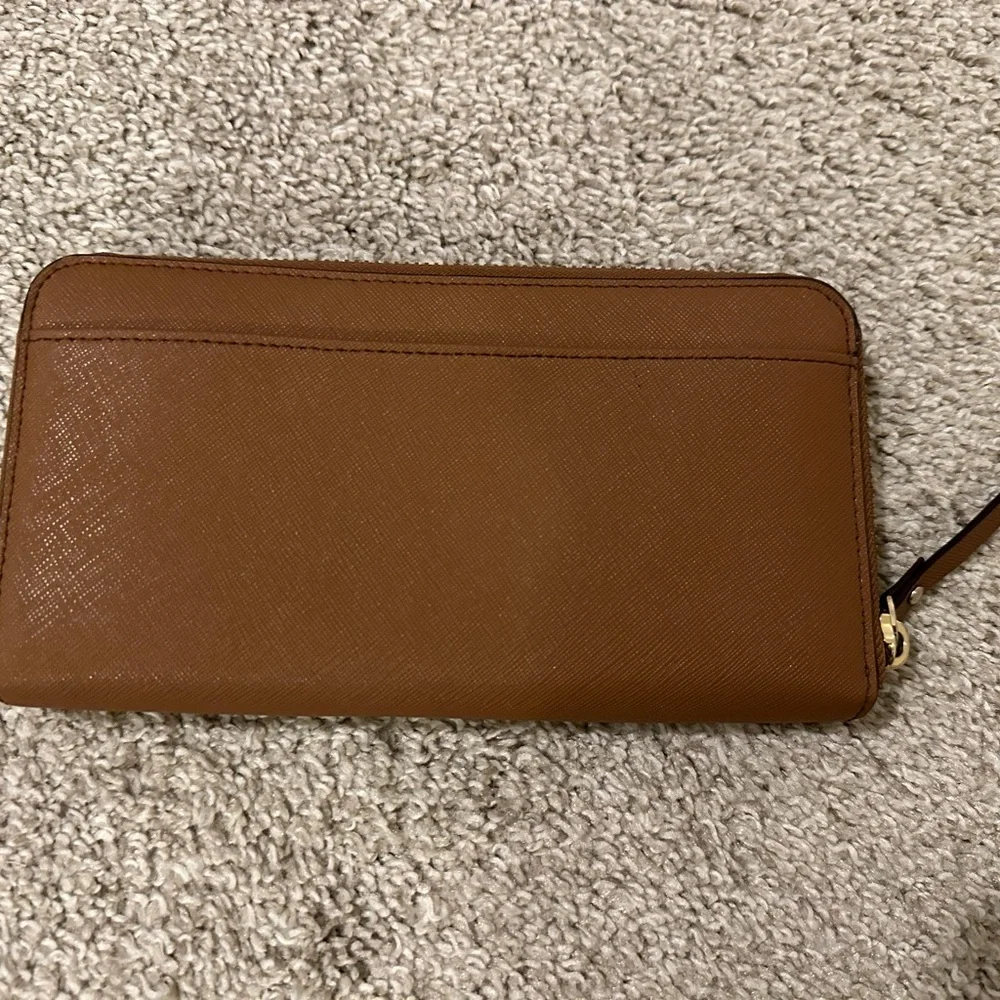 Kate Spade Brown Wallet - Picture 2 of 3